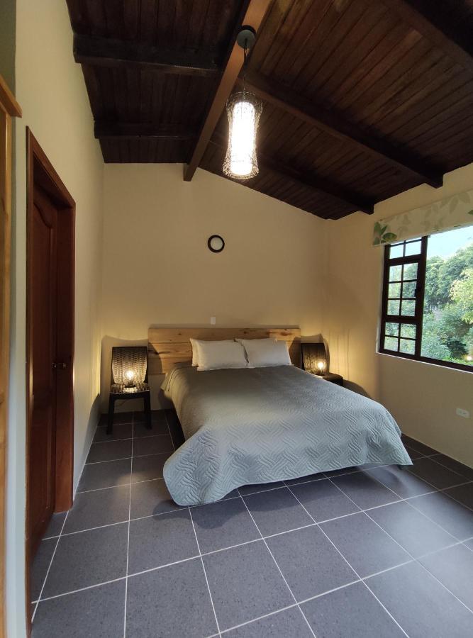 "Casa Verde" En Banos De Agua Santa Con Vista Al Volcan Tungurahua Zewnętrze zdjęcie