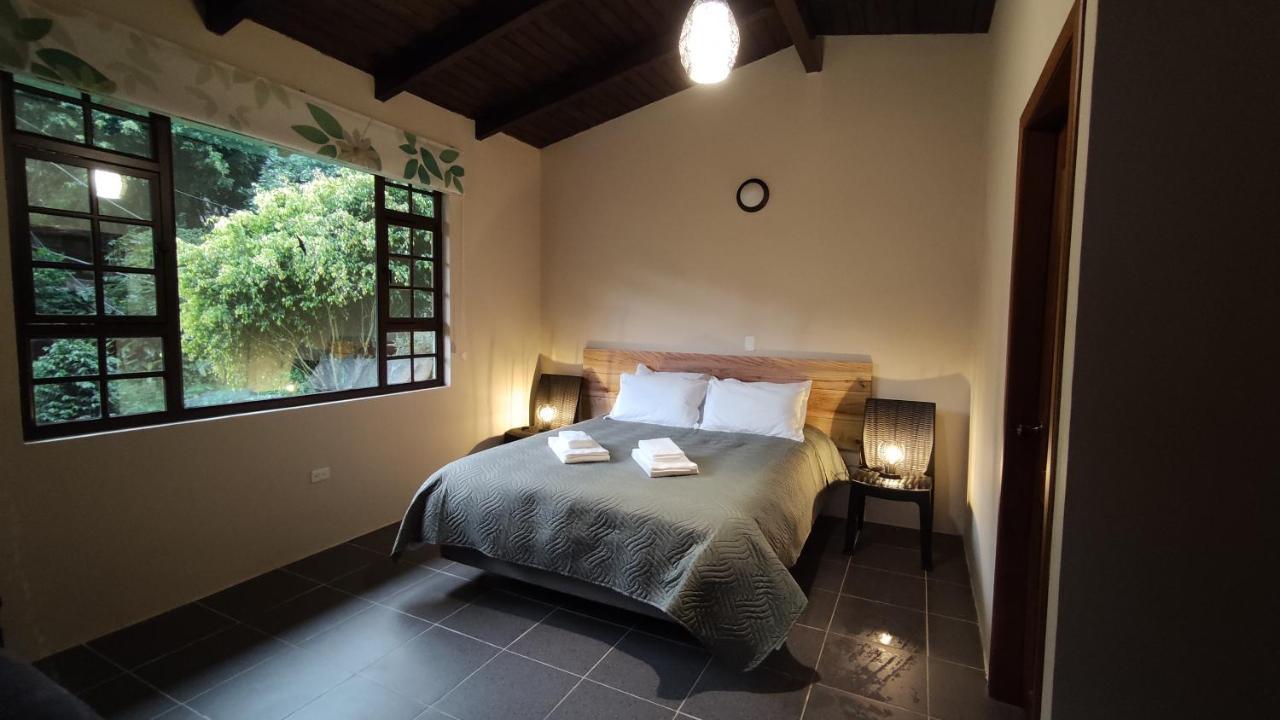 "Casa Verde" En Banos De Agua Santa Con Vista Al Volcan Tungurahua Zewnętrze zdjęcie
