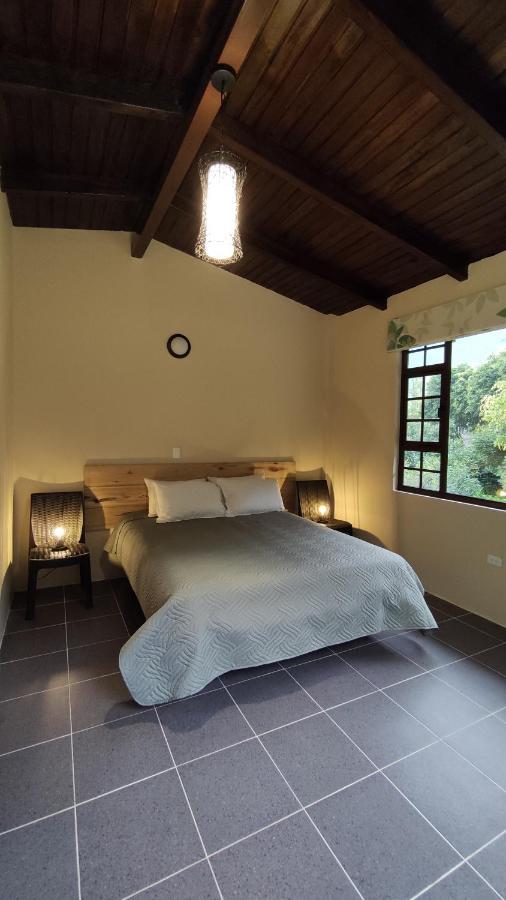 "Casa Verde" En Banos De Agua Santa Con Vista Al Volcan Tungurahua Zewnętrze zdjęcie